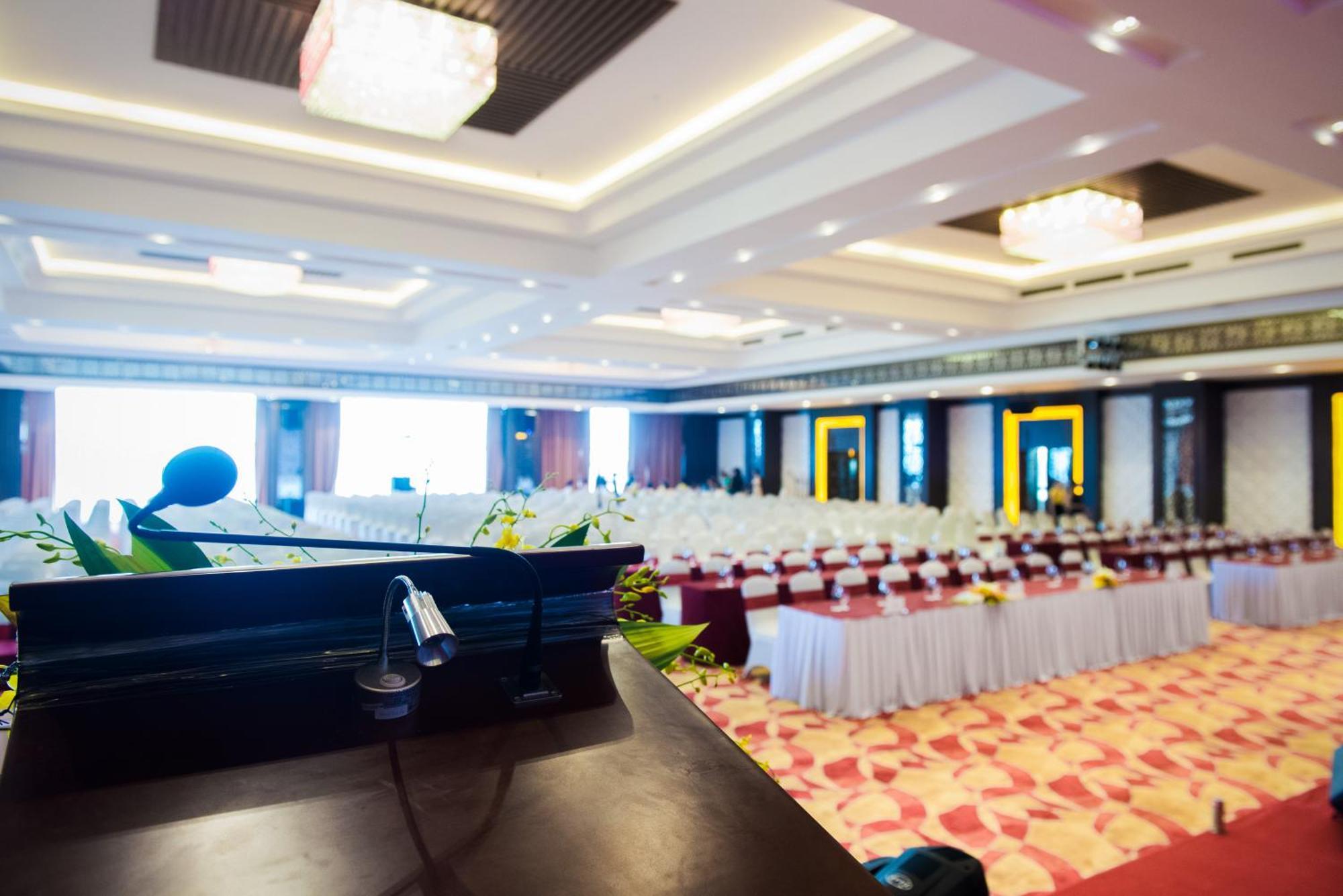 Muong Thanh Luxury Nhat Le Hotel Dong Hoi Bagian luar foto