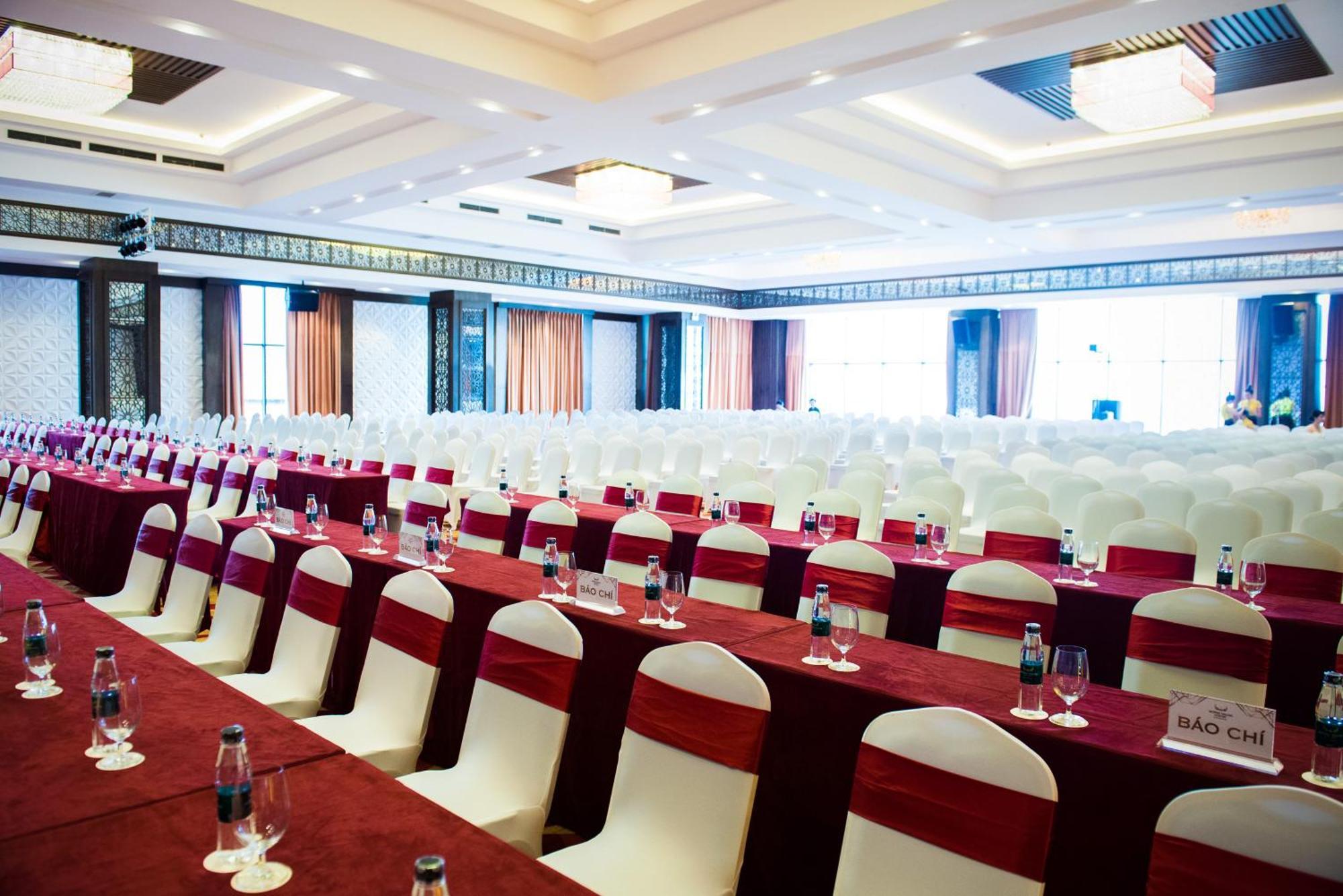 Muong Thanh Luxury Nhat Le Hotel Dong Hoi Bagian luar foto