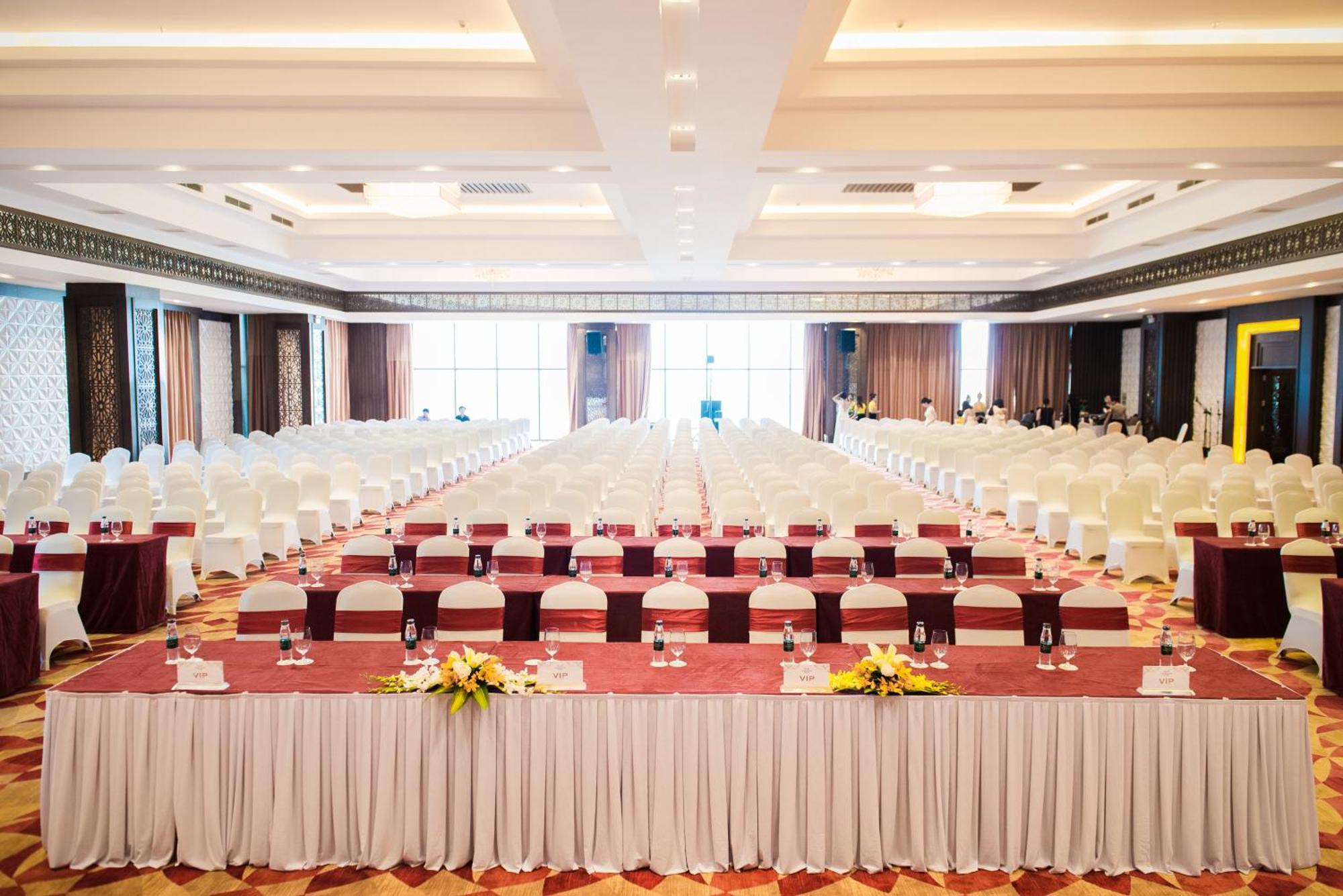 Muong Thanh Luxury Nhat Le Hotel Dong Hoi Bagian luar foto