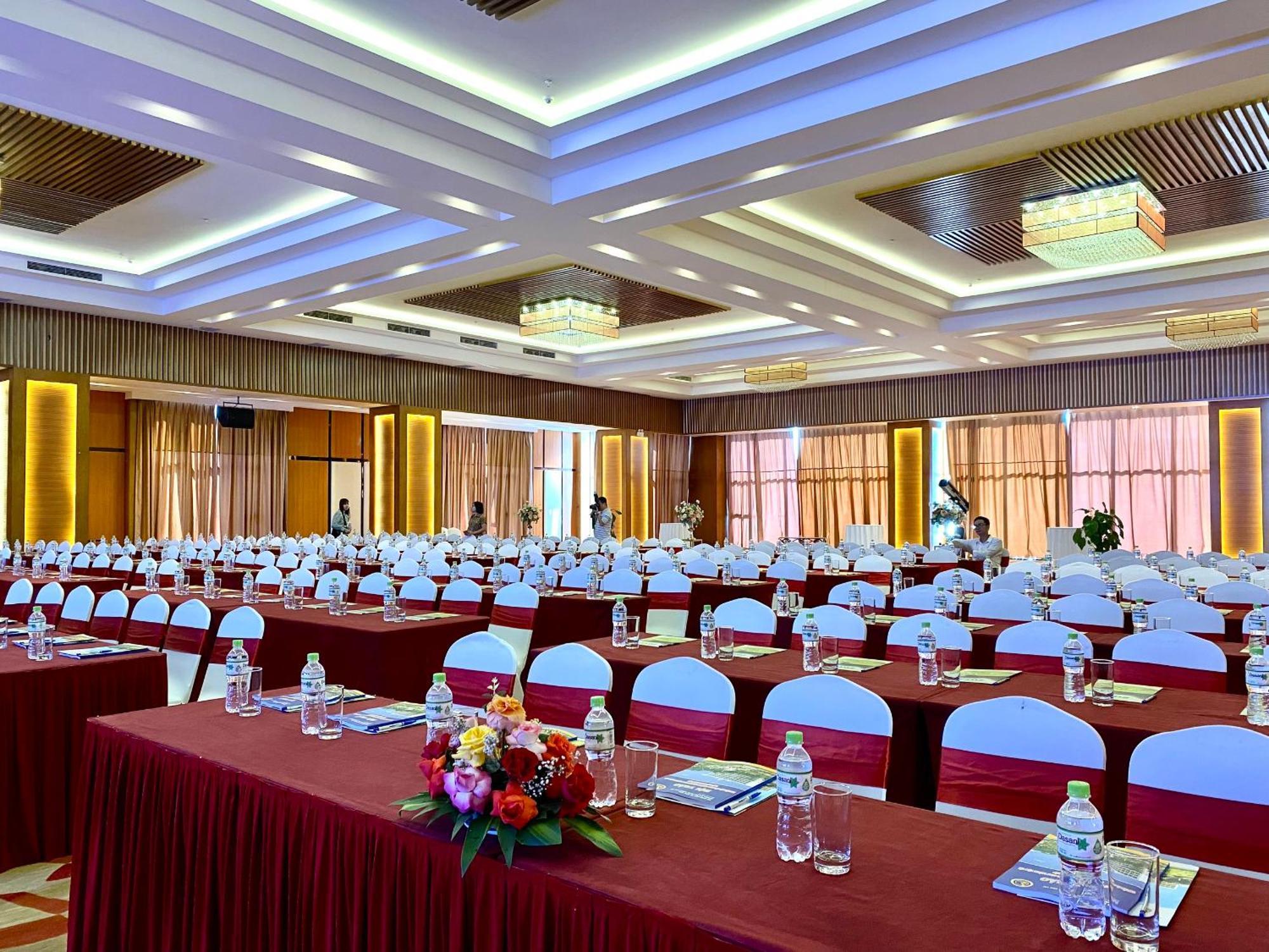 Muong Thanh Luxury Nhat Le Hotel Dong Hoi Bagian luar foto