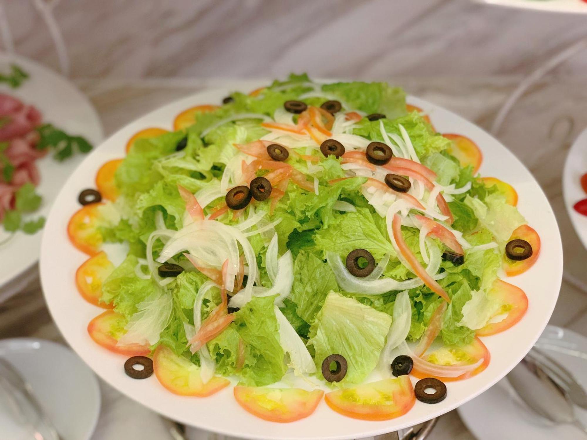 Muong Thanh Luxury Nhat Le Hotel Dong Hoi Bagian luar foto