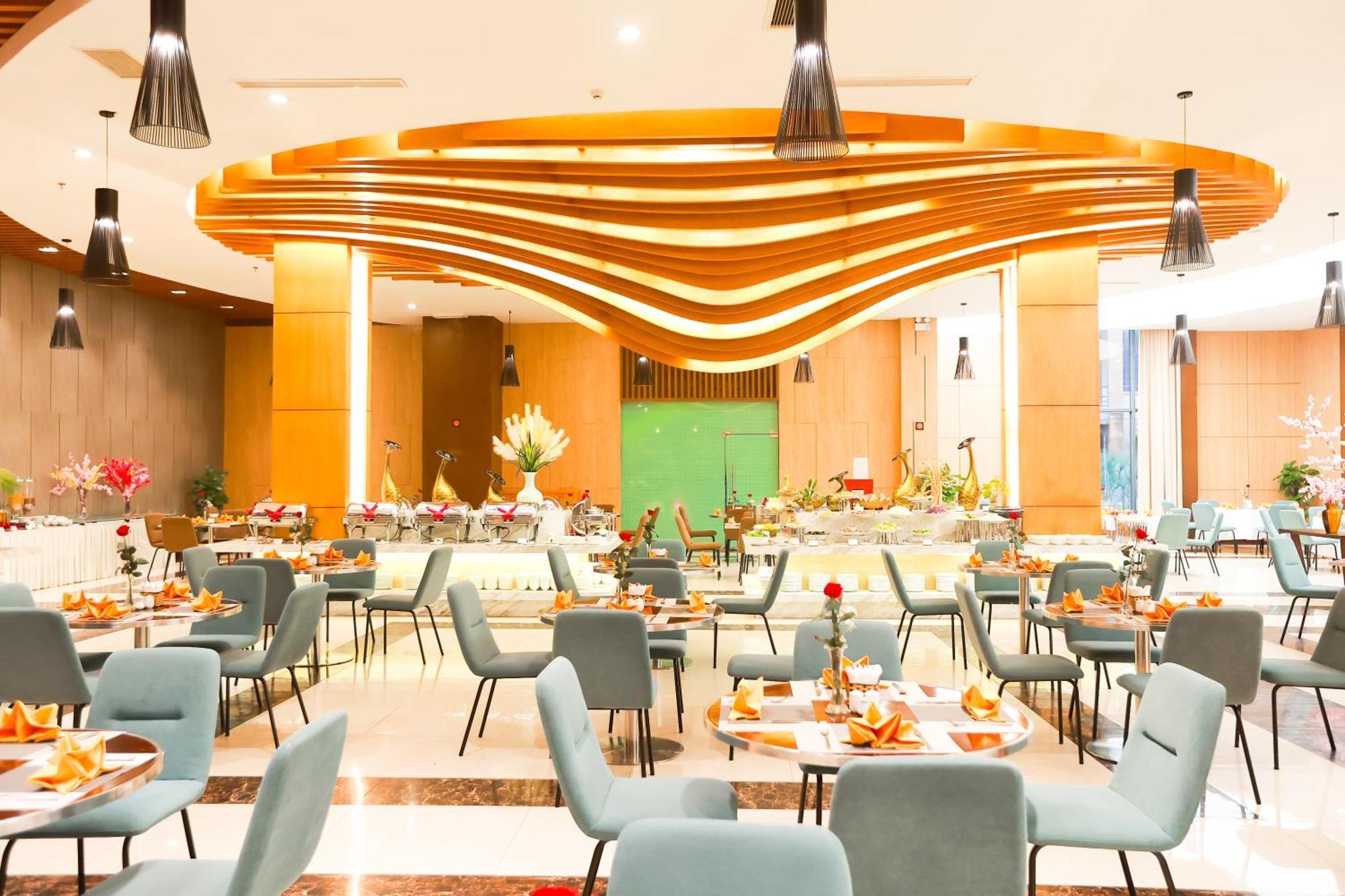 Muong Thanh Luxury Nhat Le Hotel Dong Hoi Bagian luar foto