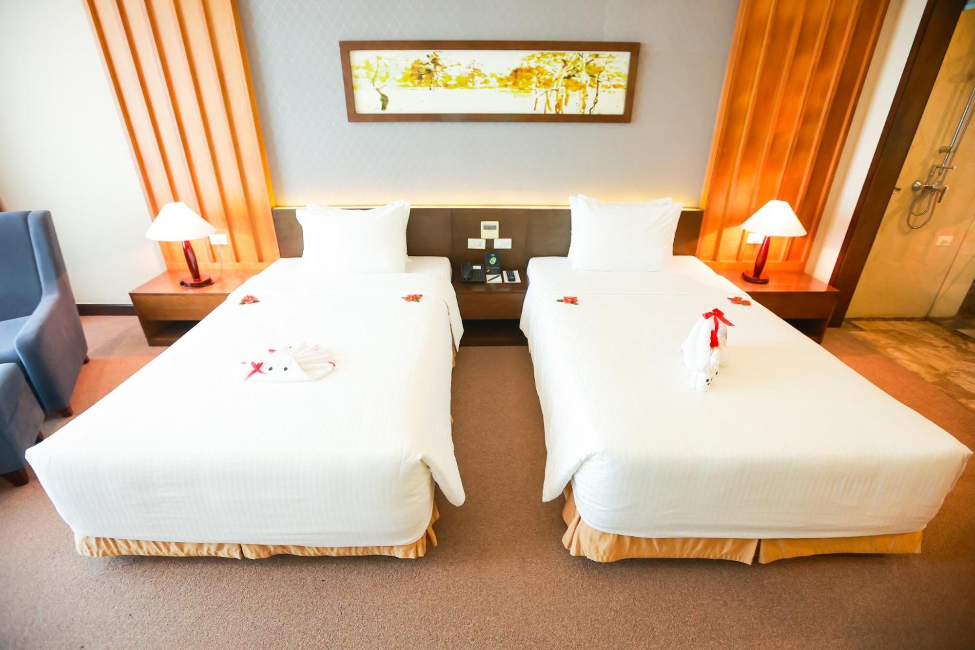 Muong Thanh Luxury Nhat Le Hotel Dong Hoi Bagian luar foto