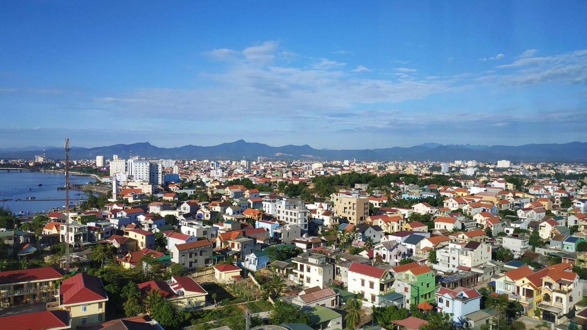Muong Thanh Luxury Nhat Le Hotel Dong Hoi Bagian luar foto