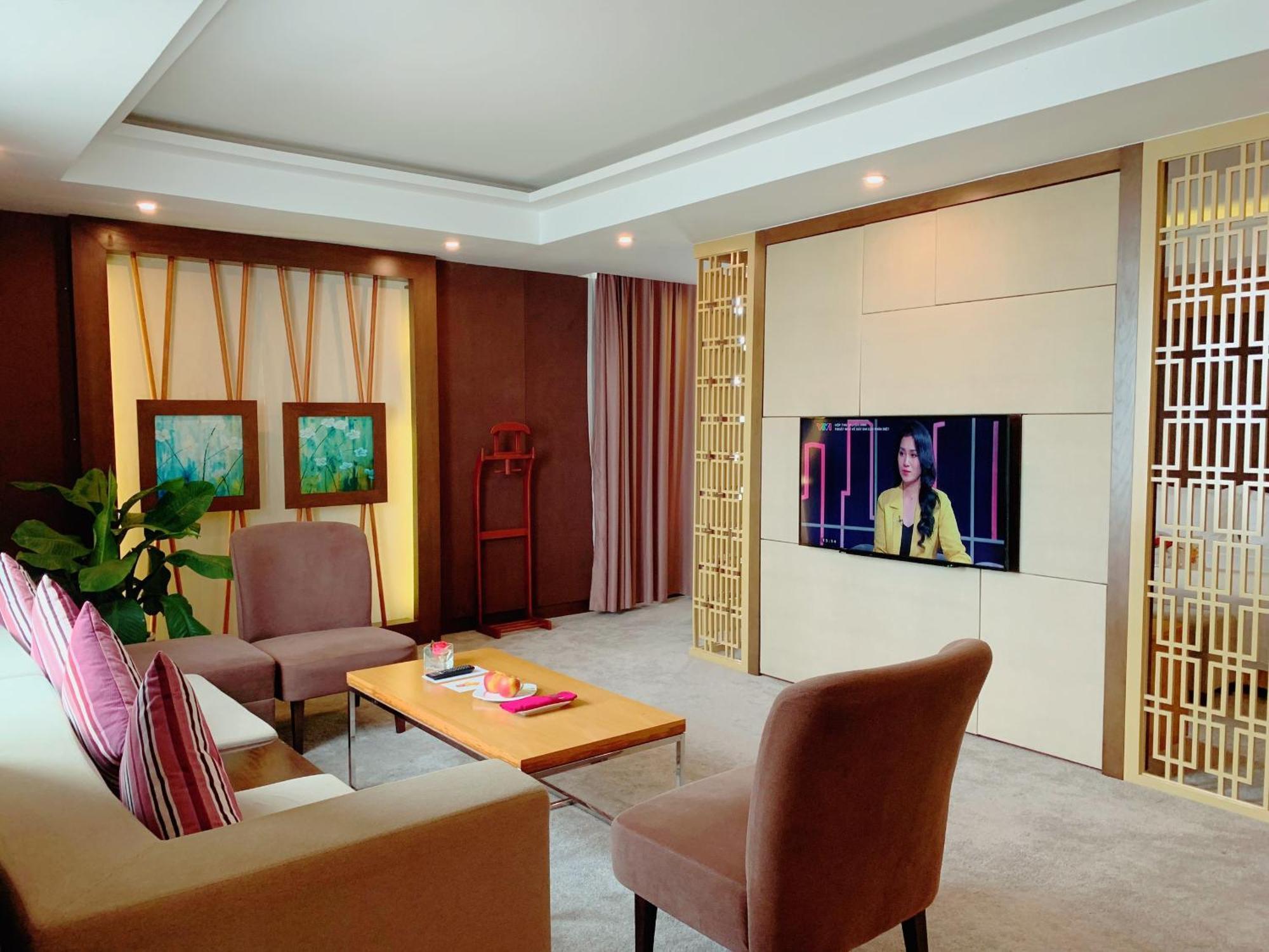 Muong Thanh Luxury Nhat Le Hotel Dong Hoi Bagian luar foto